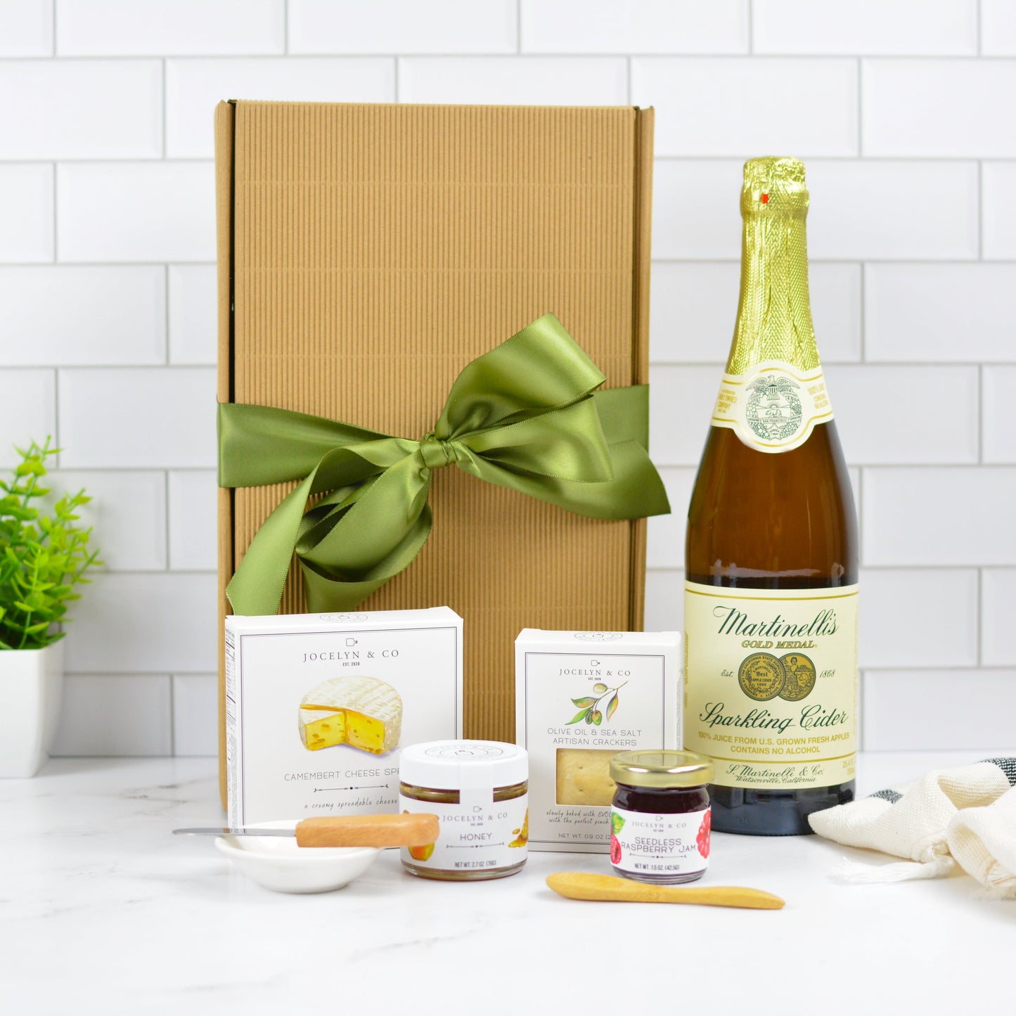 sparkling cider gourmet gift basket with cheese and crackers